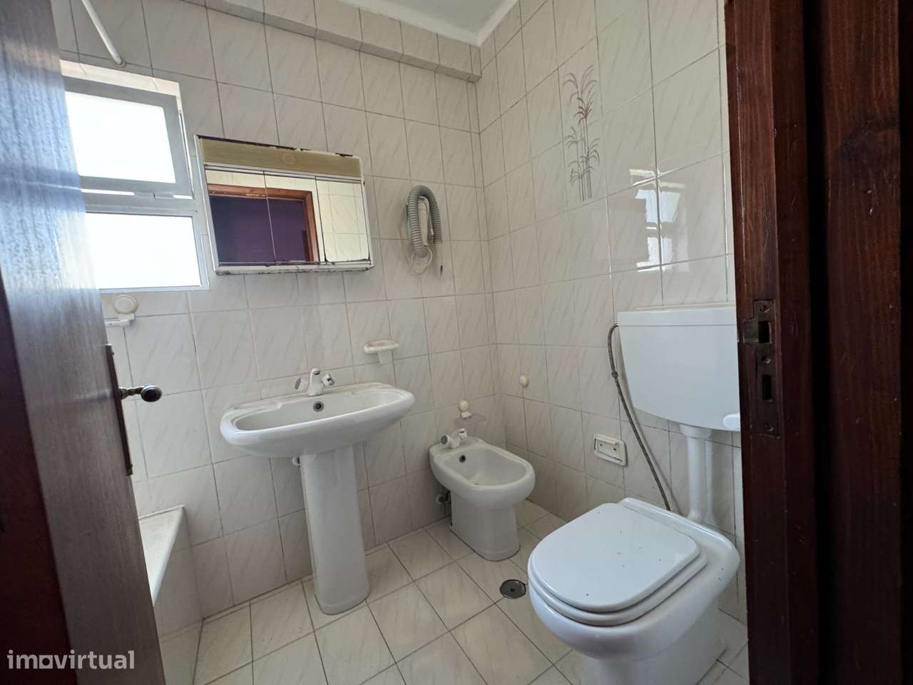 Building em, Ponta Delgada REF:001_220523-8