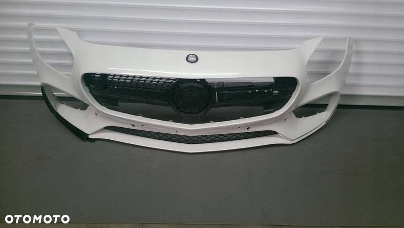 Zderzak przedni Mercedes 190 AMG GT - 1