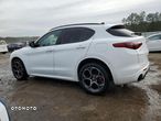 Alfa Romeo Stelvio - 4