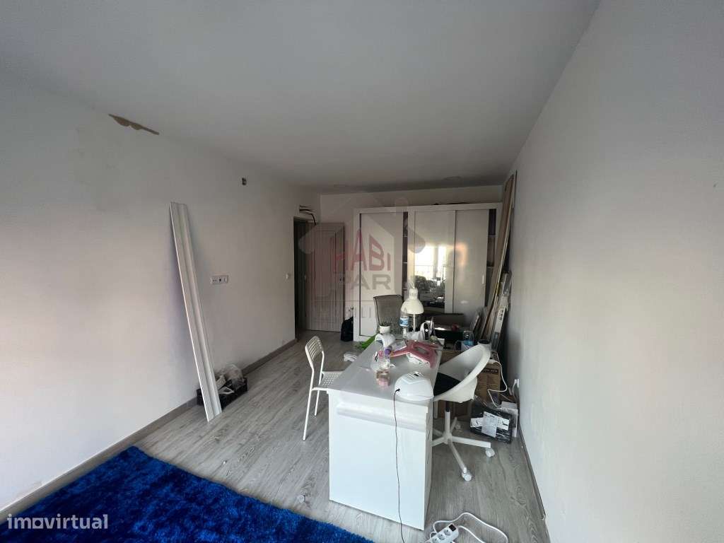 Excelente Andar Moradia ,Com Logradouro-7