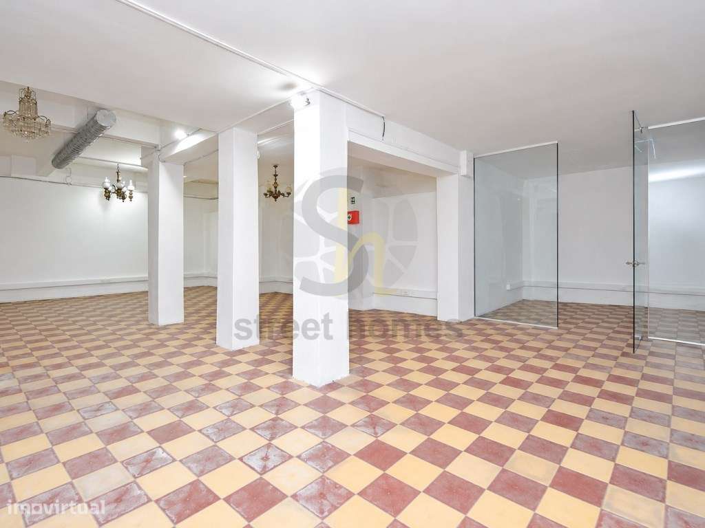 Loja no Centro de Algés junto ao Mercado de Algés-11