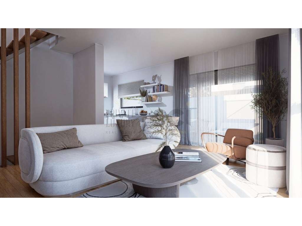 Moradia T4 Independente Charneca de Caparica Cave e Piscina - Grande imagem: 4/21