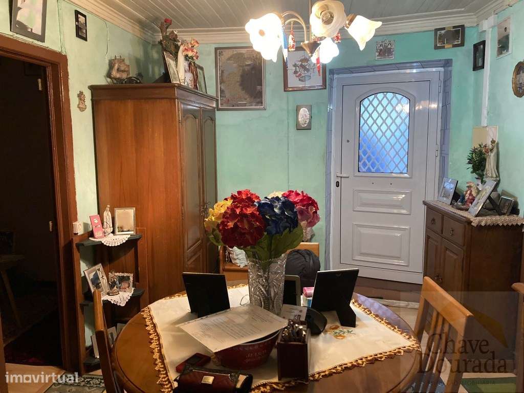 Moradia T2 com terreno de 90m2 - Grande imagem: 3/16