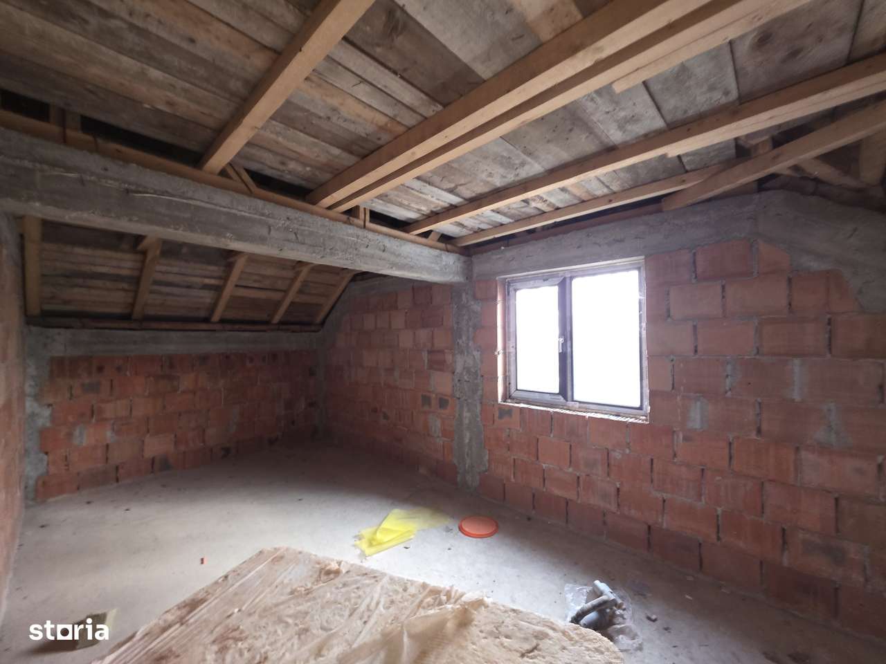 Ocazie in Caciulati! Casa idividuala noua la 15 minute de capitala!-10