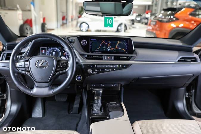 Lexus ES - 26