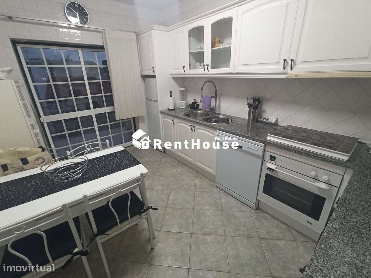 T2 Mobilado em zona privilegiada - Grande imagem: 5/13