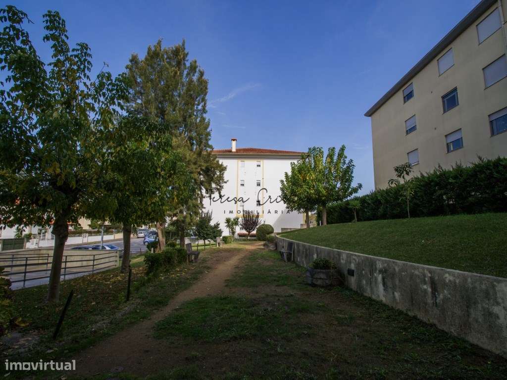 Apartamento T3 com Garagem Fechada e Elevador Arca, Ponte de Lima-26