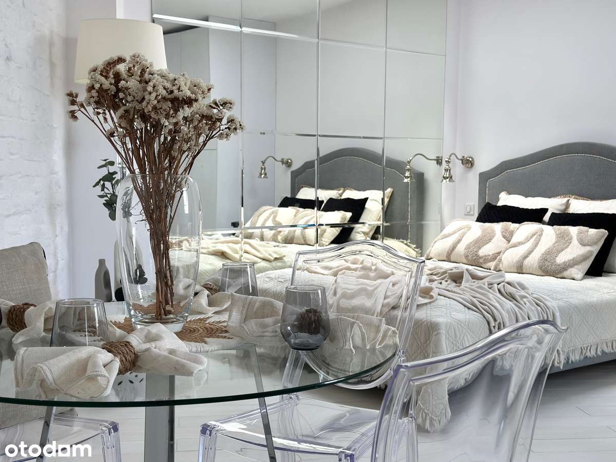 Piękne mieszkanie poddaszowe w kamienicy w CENTRUM, wysoka jakość-2