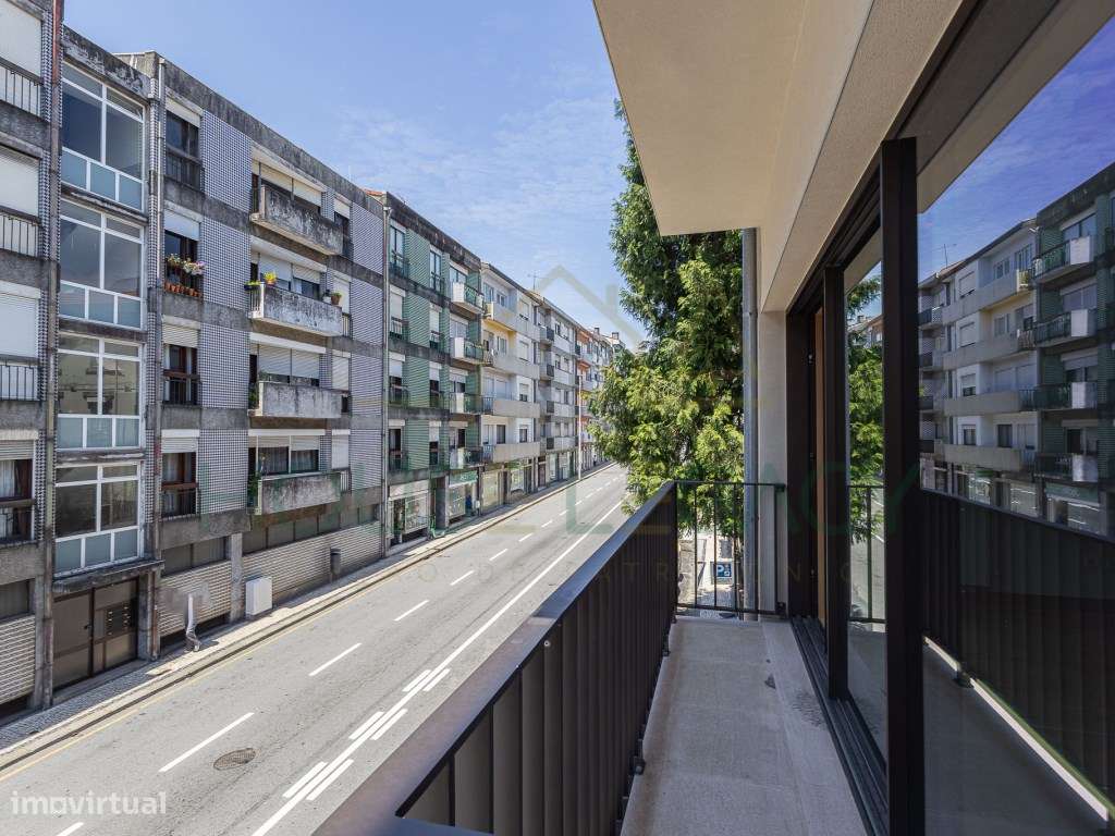 Apartamento T2 na Baixa - Rua de Camões-7