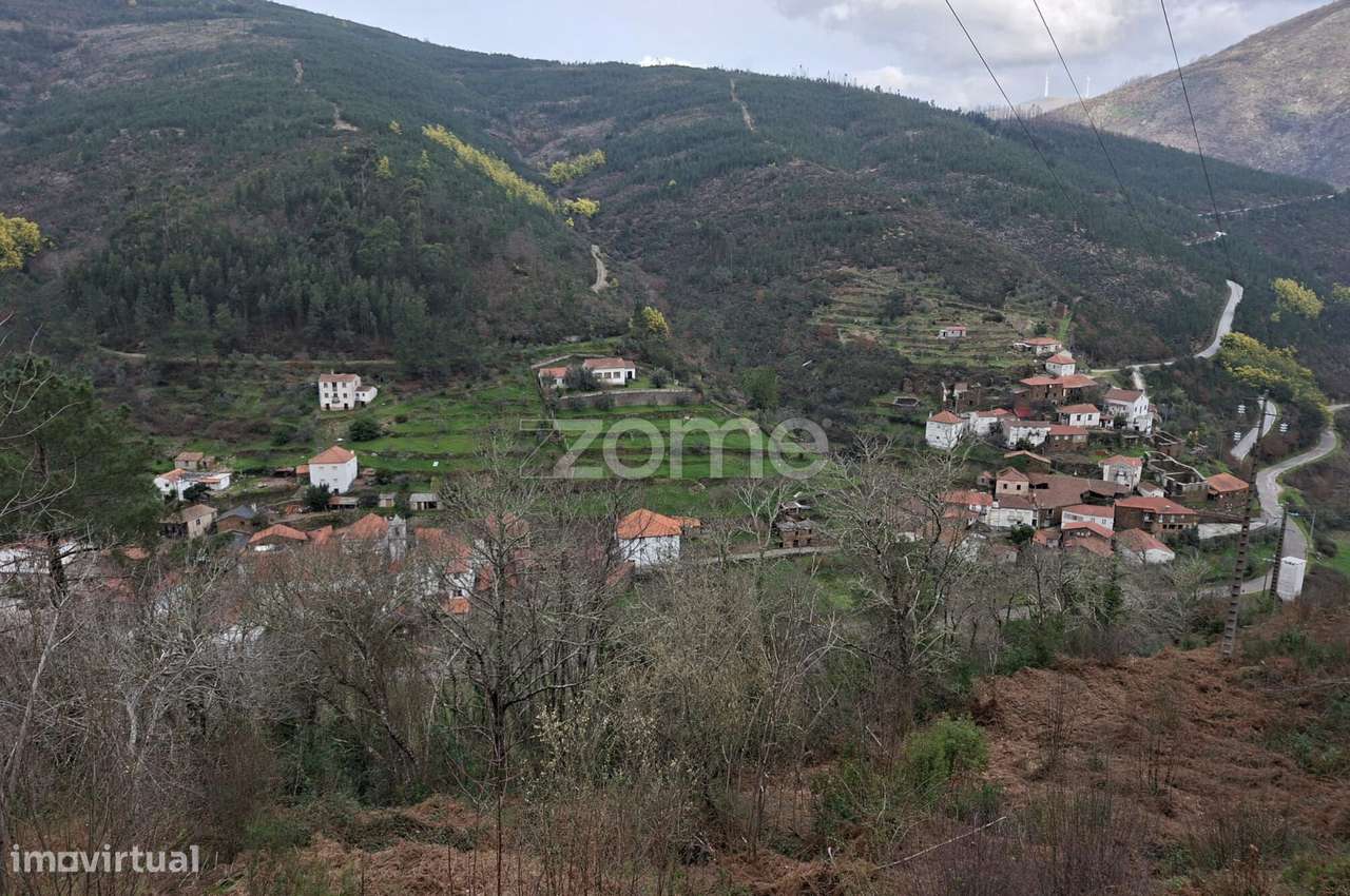 Moradia T3 mobilada na aldeia da TEIXEIRA - ARGANIL - Grande imagem: 4/25