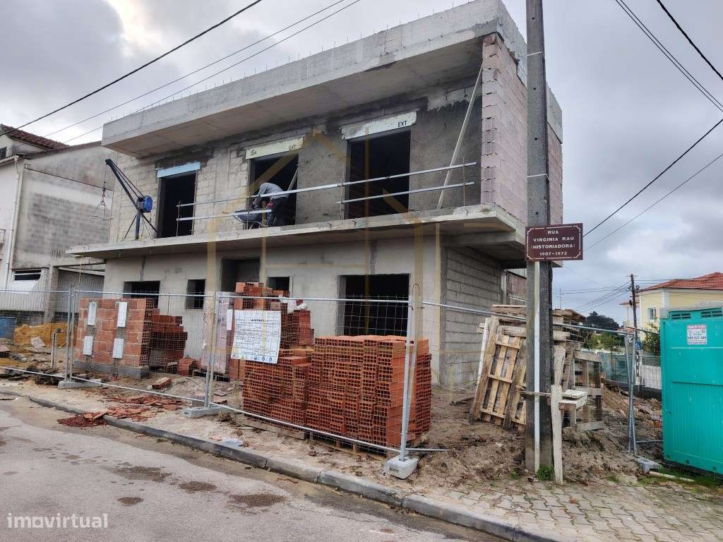 EXCELENTE! Moradia T3 com Pérgola. Pinhal do General. Fernão Ferro-23