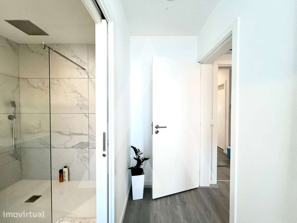 Moradia T3 em São João da Madeira-23