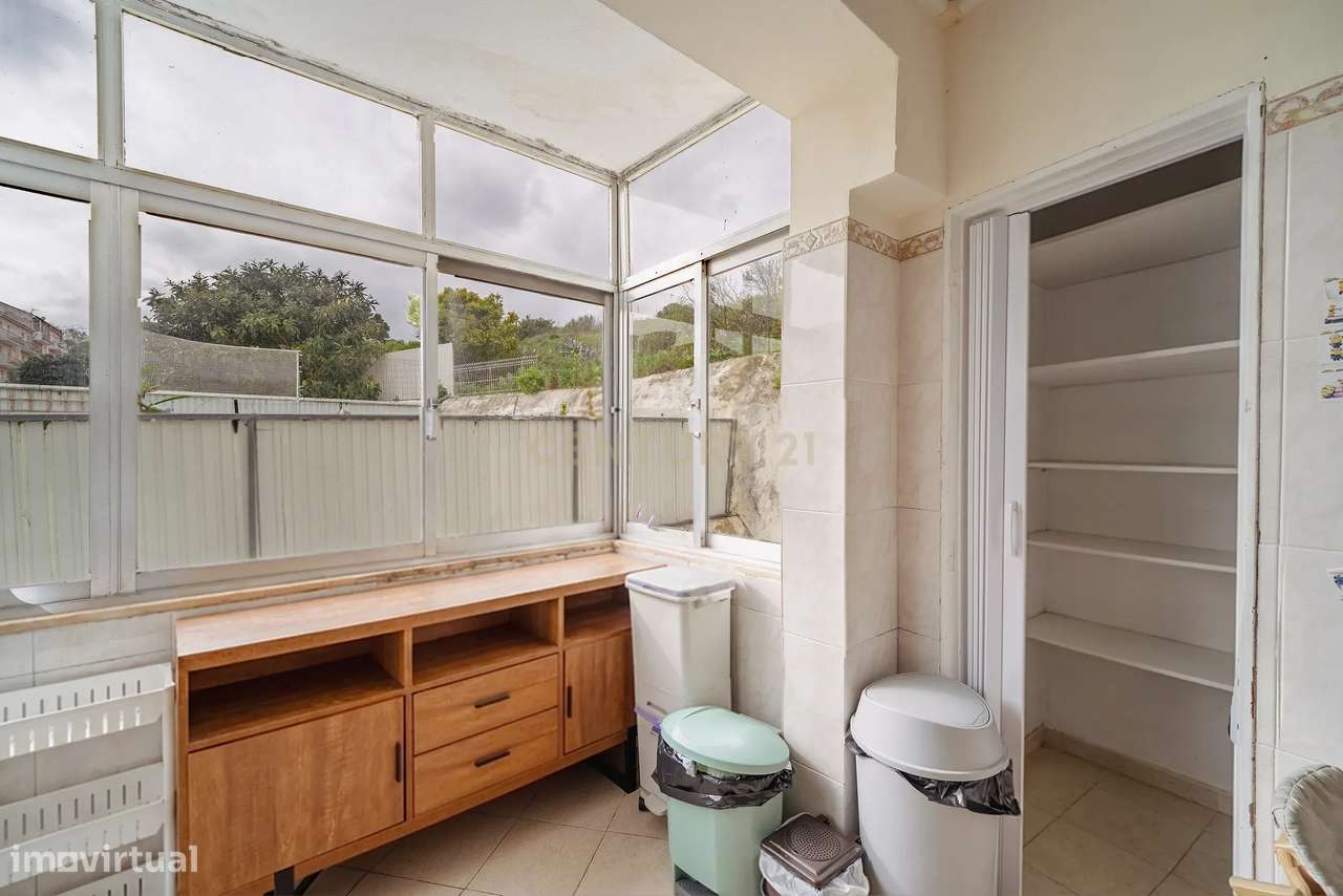 Apartamento T2 em Cacilhas – Excelente Localização-12