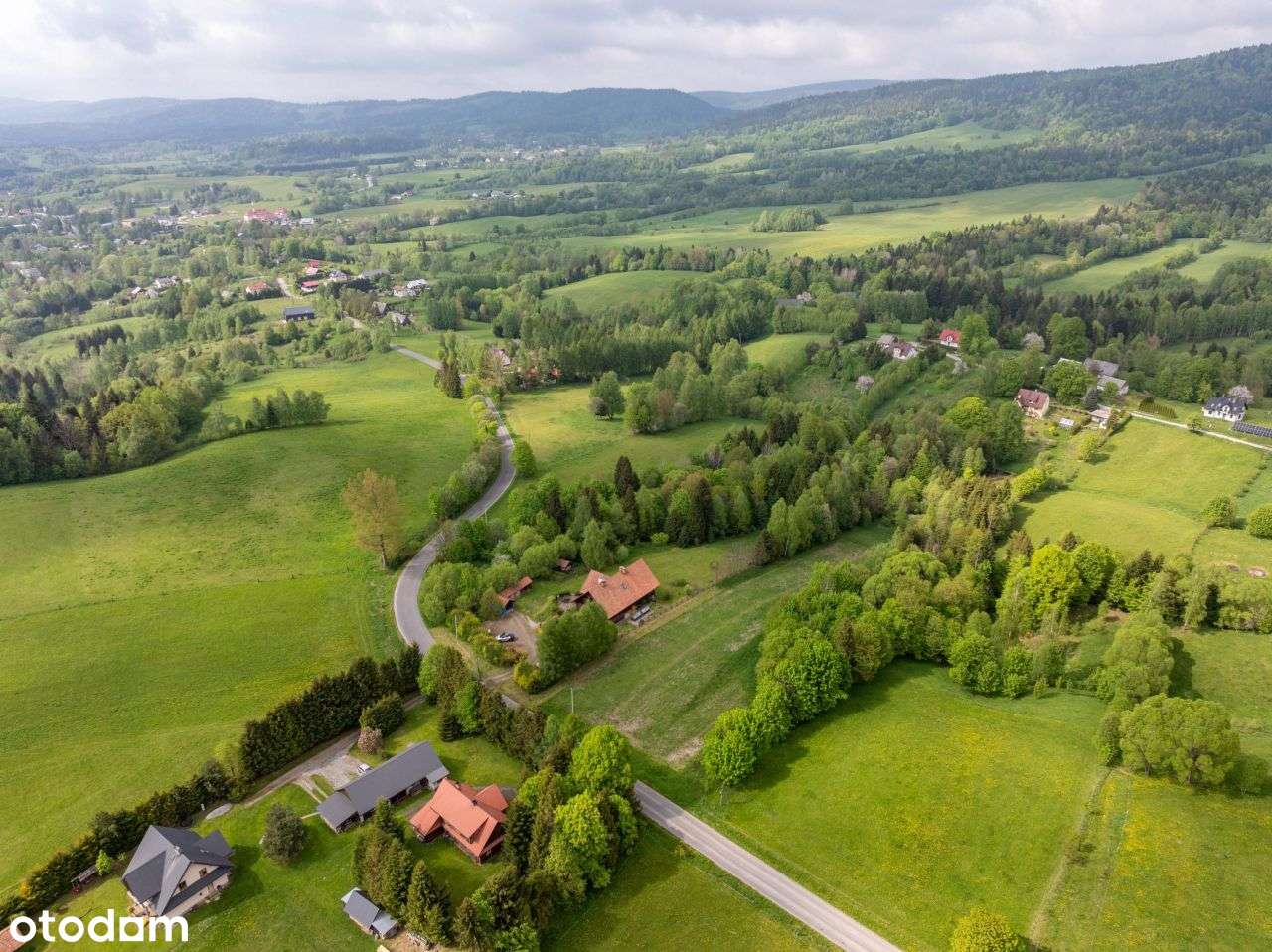Urokliwa działka pod wymarzony dom w Bieszczadach-2