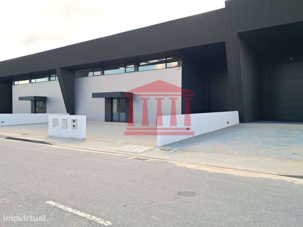 PAVILHÃO INDUSTRIAL - Grande imagem: 3/3