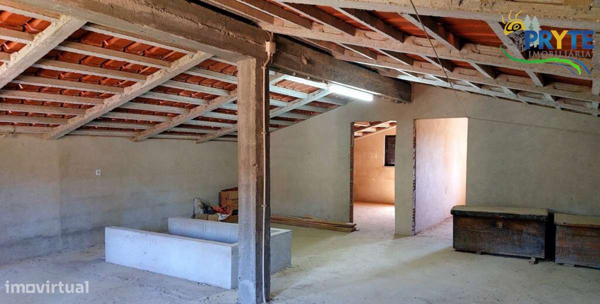 Moradia T3 localizada perto da Sertã-58