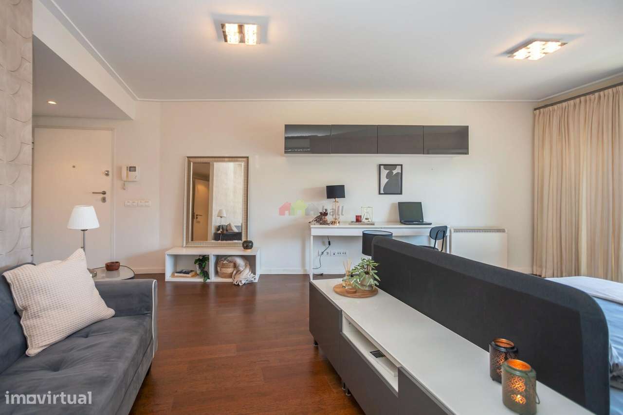 Apartamento de Luxo no Edifício Metrocity – Parque das Nações - Grande imagem: 4/37