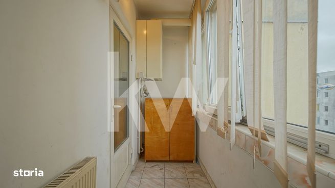 Vanzare apartament cu 3 camere, strada Paraului, zona Racadau-10
