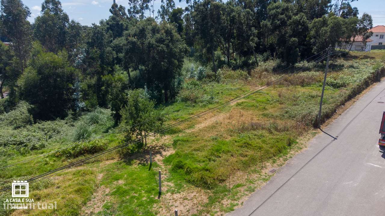 Terreno para construção com 2.850 m2 em Rio Meão - Exclusivo - Grande imagem: 2/14