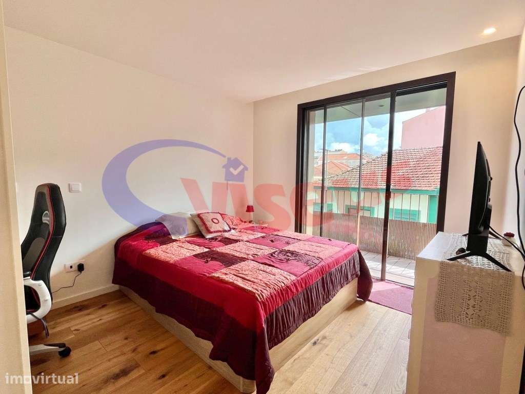 Apartamento T2 Espinho Rua 5-16