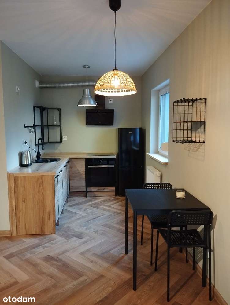 Nowoczesne 31m² mieszkanie z tarasem w Śródmieściu - Pełny obrazek: 4/7