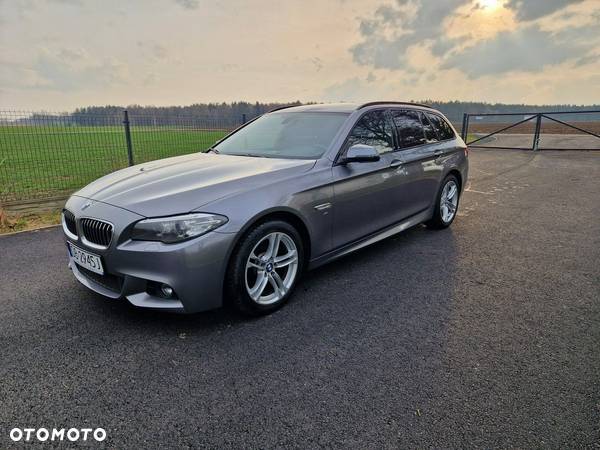 BMW Seria 5 520d xDrive Touring M Sport Edition - 38