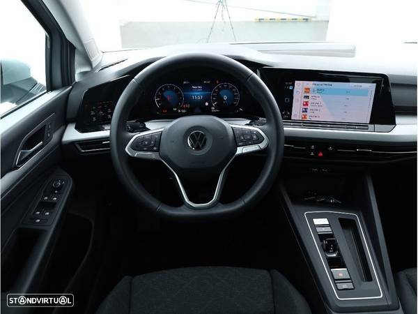 VW Golf Variant 1.0 eTSI Life DSG - 30