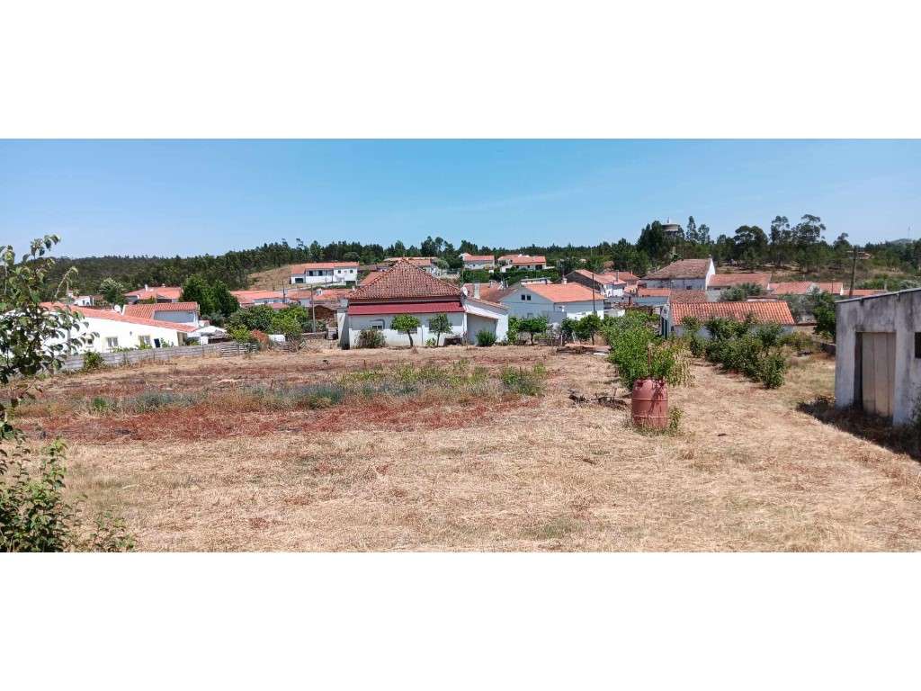 Vários Anexos para Recuperação com Terreno Venda Nova, Envendos-17