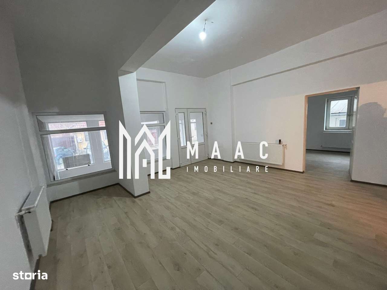 Spațiu Comercial la Cheie I 180 mp I Pianu de Jos I Lângă Terenul de G - Imagine principală: 4/10