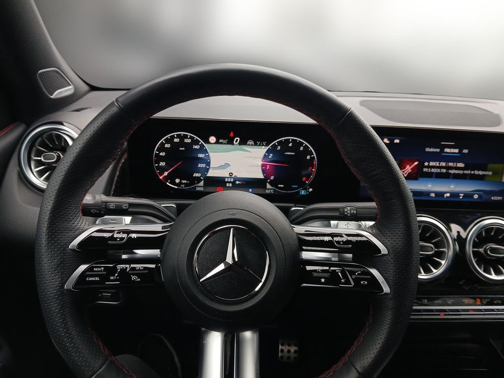 220 4matic 190KM Pakiet AMG Premium Distronic HAK 7os. Burmester FV23%
