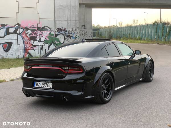 Dodge Charger - 7