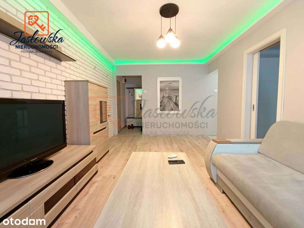 37m2, 1piętro, 2 pokoje, oś. Tysiąclecia-3