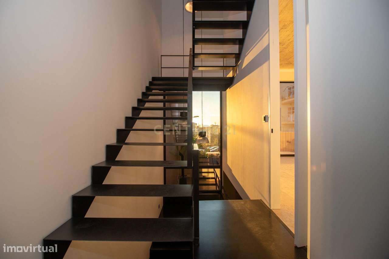 MORADIA T3 NO CORAÇÃO DE MAFRA – ESPAÇO, LUZ E SOFISTICAÇÃO-38