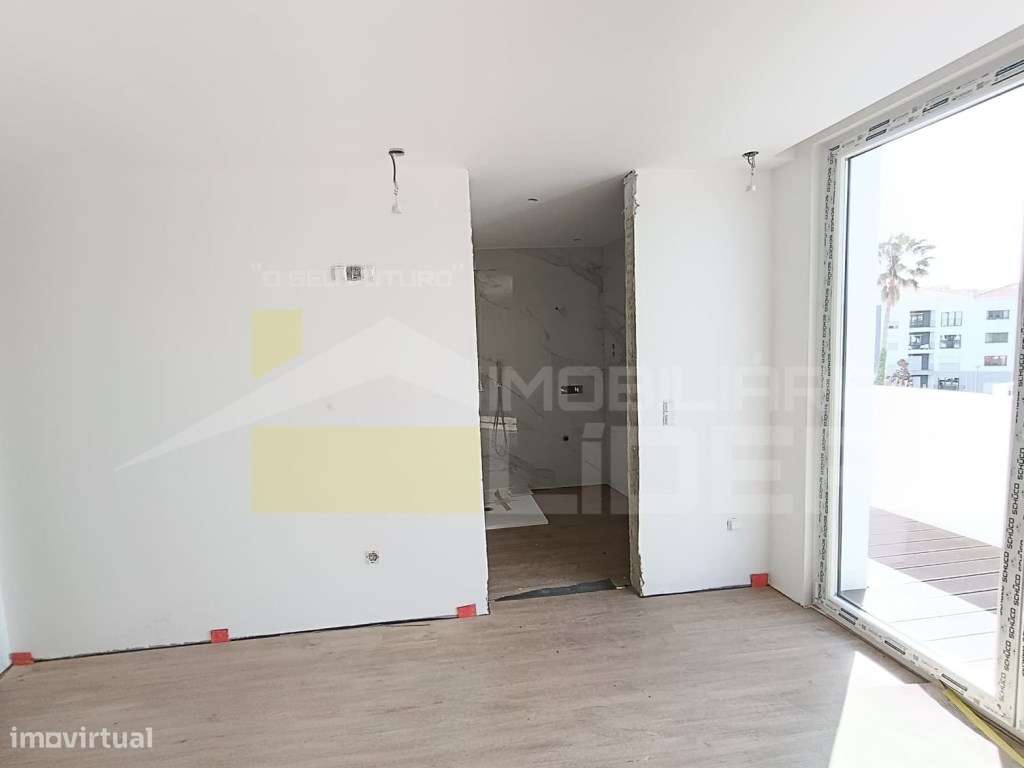 T4 penthouse duplex na Lourinha-31