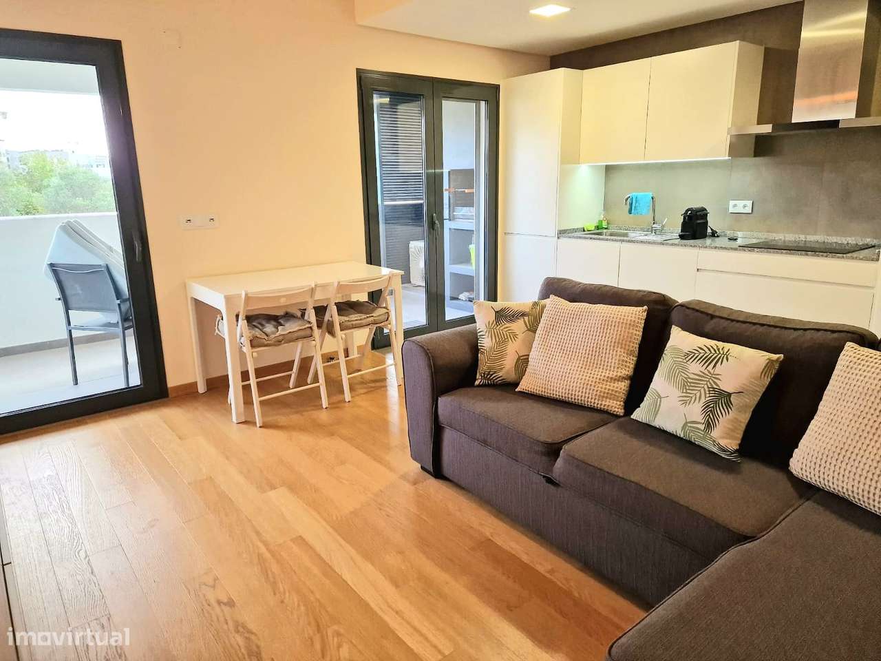 Apartamento T1 com lugar de garagem e Piscina - Lejana, Faro-7