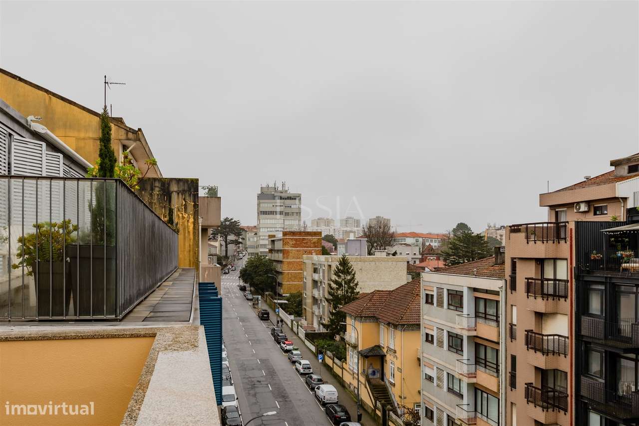 Apartamento T2 no Último Piso com Terraço na Boavista, Porto-32