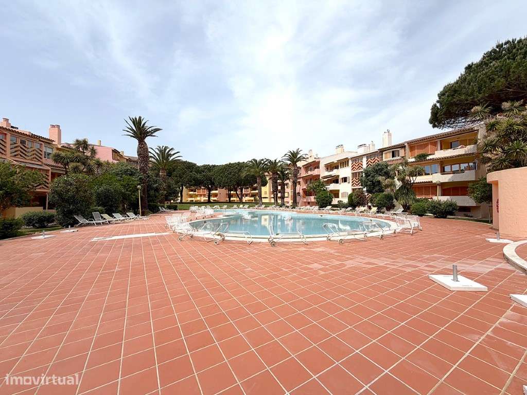 Apartamento T3 com garagem e piscina a venda em Cascais-26