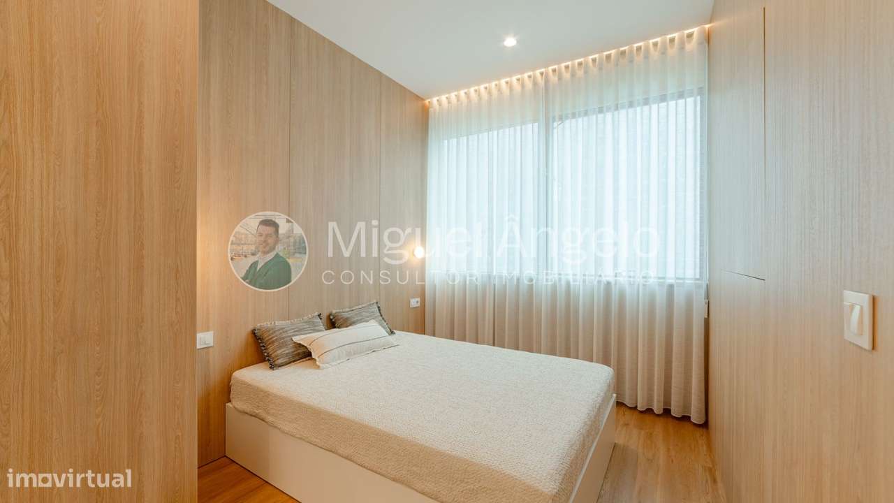Apartamento T0 totalmente novo e mobiliado com lugar de garagem, Porto - Grande imagem: 2/21