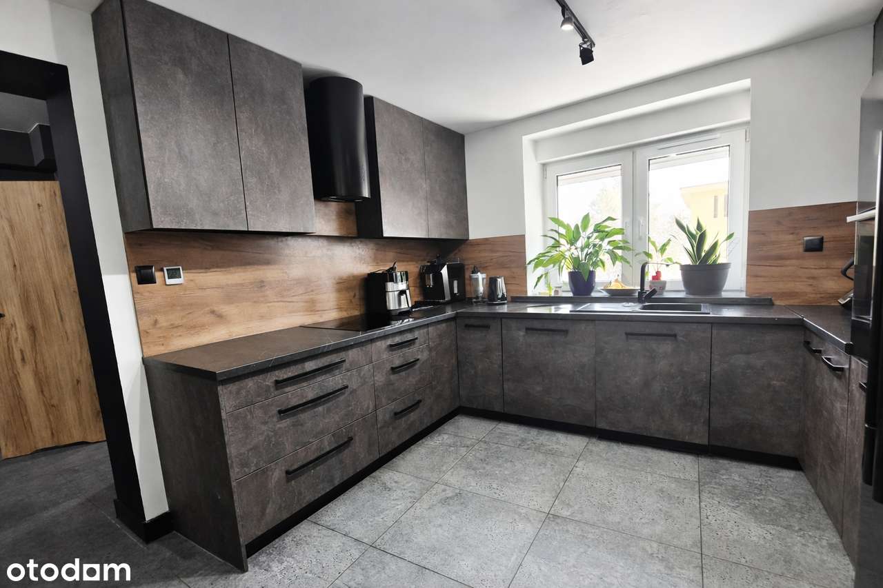 Duże mieszkanie na parterze z dwoma miejscami parkingowymi na własność-3