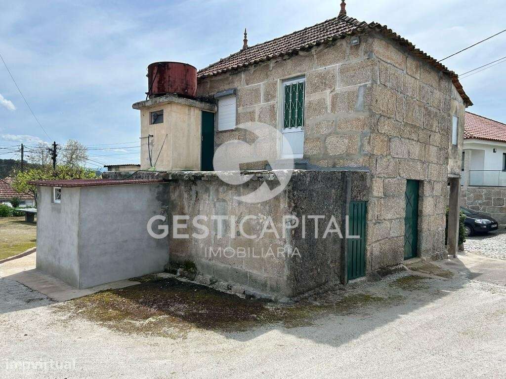 Moradia T3 com amplo terreno em Travanca, Amarante - Grande imagem: 4/33