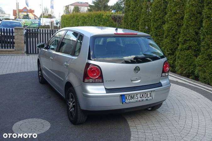 Volkswagen Polo - 4