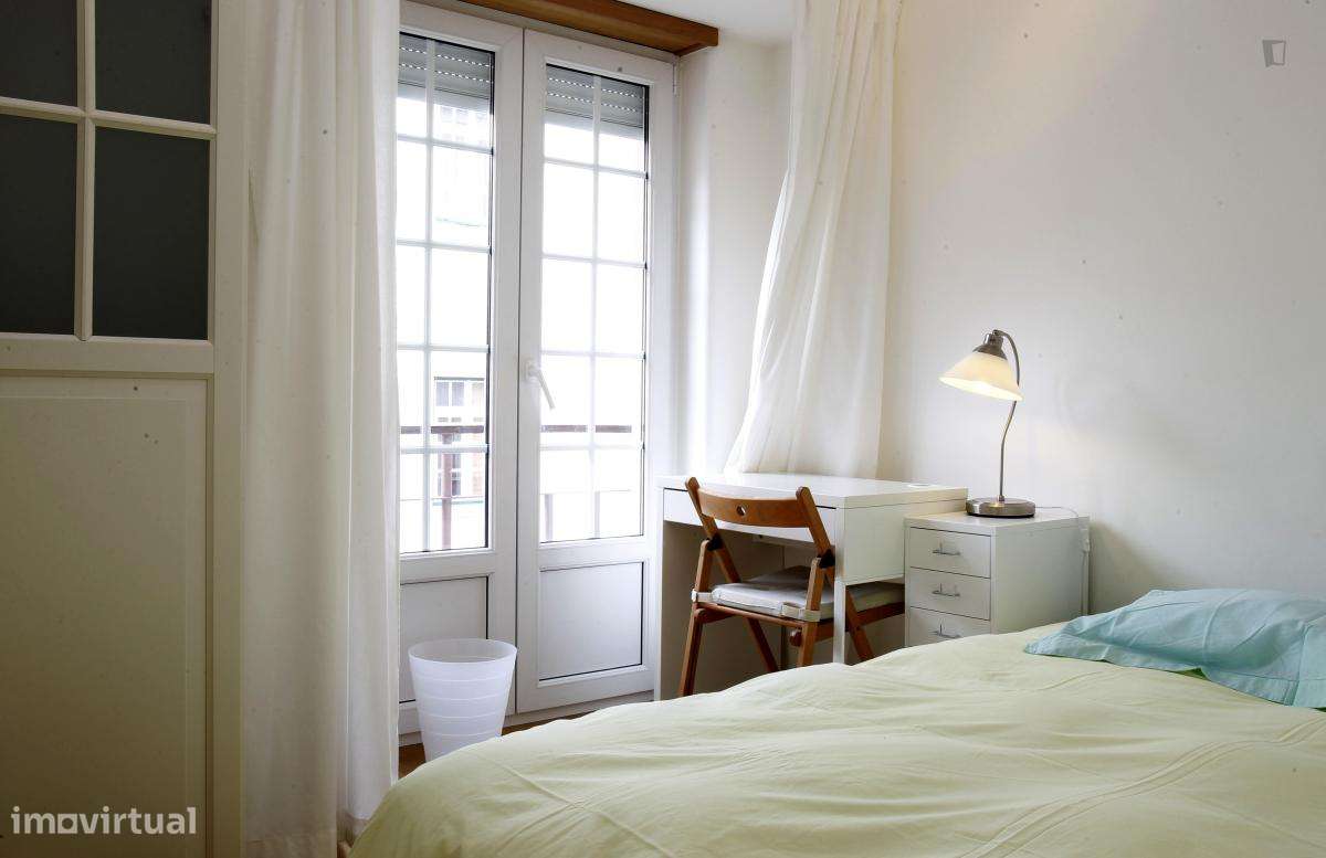 Quarto - localizado em Alameda Lisbon - Grande imagem: 5/9