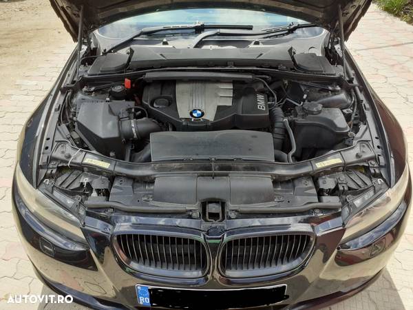 BMW E92 2.0D 177CP Toate Piesele Disponibile Trager Capota Aripi Usi Portbagaj Faruri Stopuri - 3