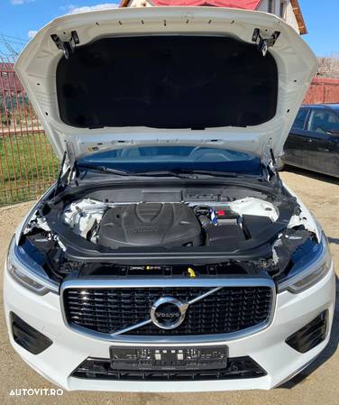 Volvo XC 60 D4 Geartronic RDesign - 28