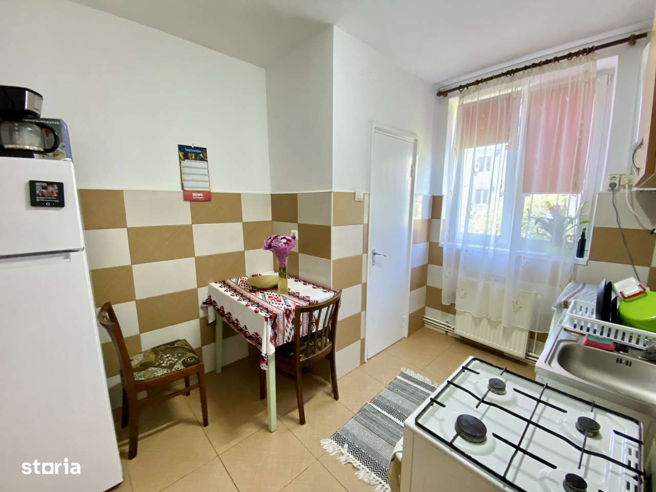 Apartament  cu 2 camere - balcon, camara, debara - etaj 2 - Rahovei-11