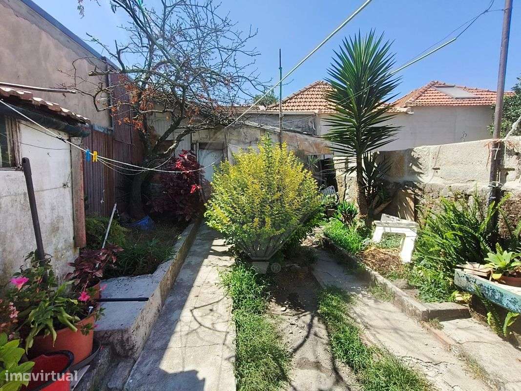 Moradia T4 para venda - Grande imagem: 1/10