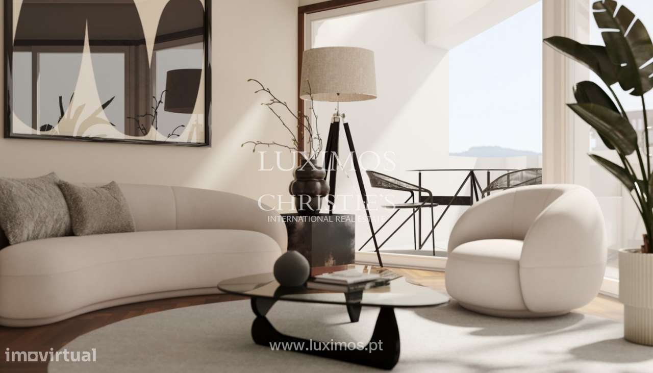 Penthouse T2 Duplex Com Terraco Para Venda Na Baixa Do Porto