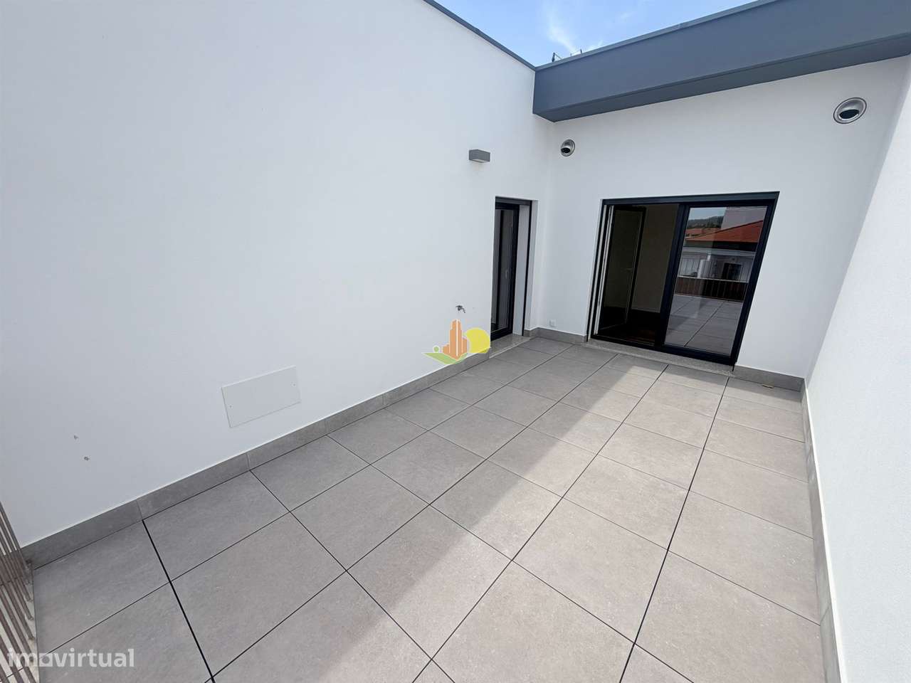 T2+2 Duplex com Garagem Dupla-37