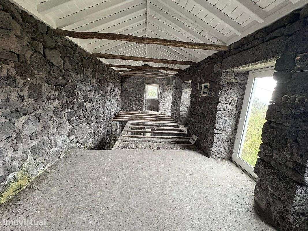 Moradia T1 para venda-7