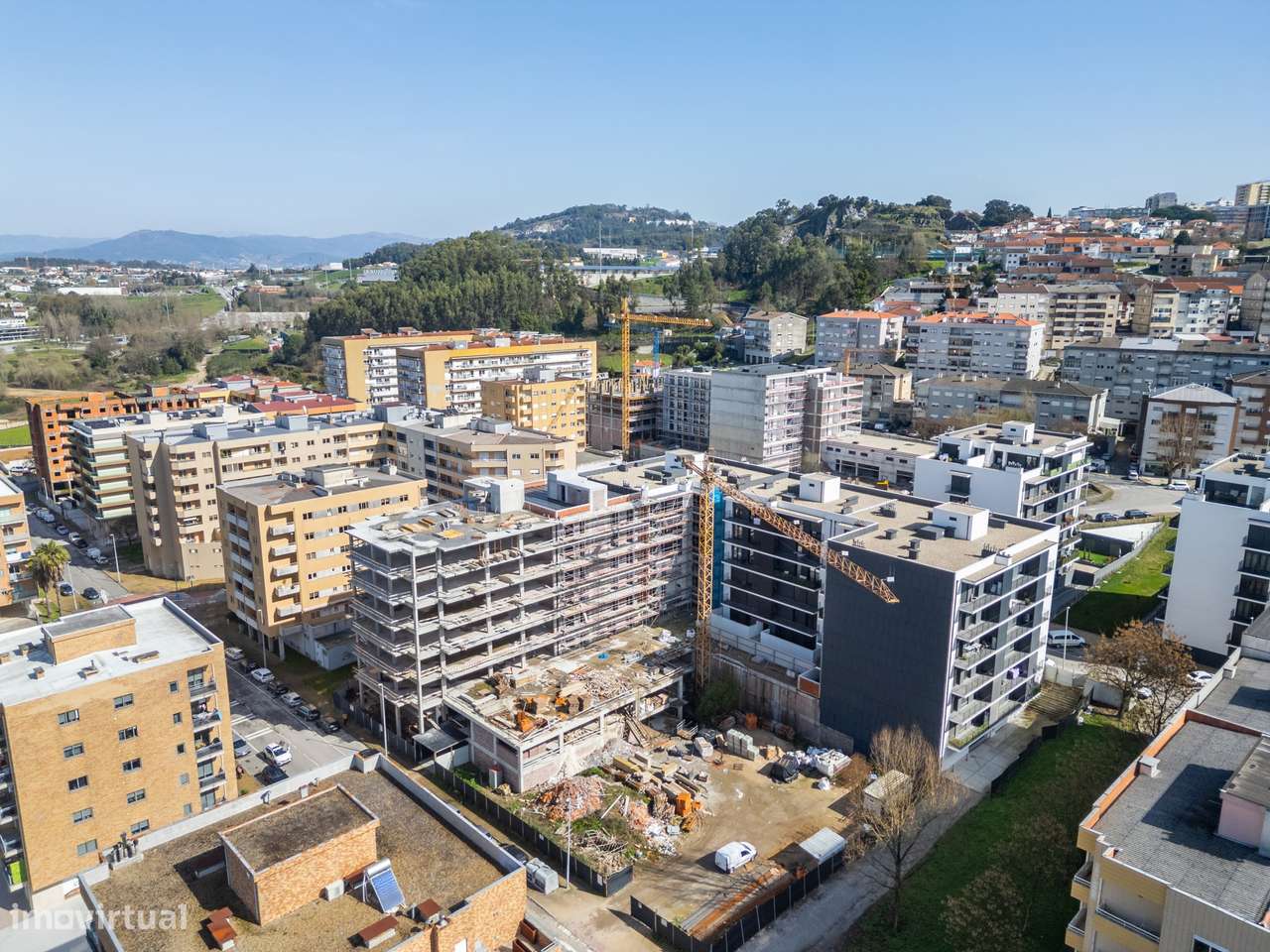 Exclusivo T3 Novo no Último Piso | 196 m² | Duas Frentes-39